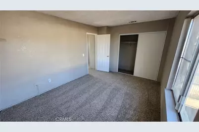 7964 Pinehurst, Highland, CA 92346 - Photo 10