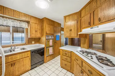9635 Crestknoll, Calimesa, CA 92320 - Photo 8