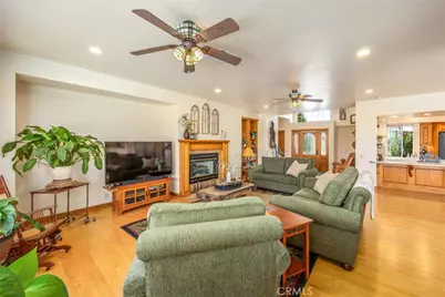 35102 Persimmon, Yucaipa, CA 92399 - Photo 12