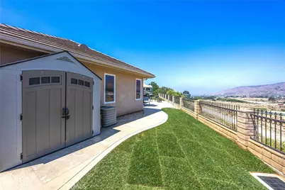 35102 Persimmon, Yucaipa, CA 92399 - Photo 52