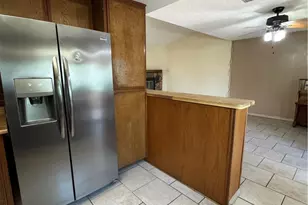 9765 Sycamore, Fontana, CA 92335 - Photo 8