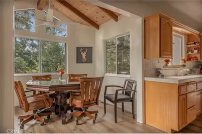 395 Primrose, Lake Arrowhead, CA 92352 - Photo 6