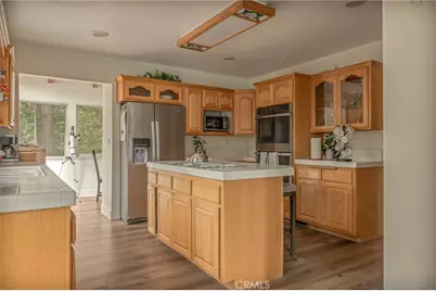 395 Primrose, Lake Arrowhead, CA 92352 - Photo 6