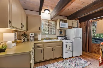 424 Garrick, Big Bear City, CA 92314 - Photo 10