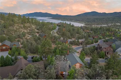 301 Starlight, Big Bear Lake, CA 92315 - Photo 2