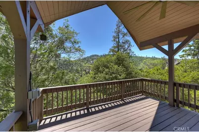 992 Sandalwood, Lake Arrowhead, CA 92352 - Photo 8