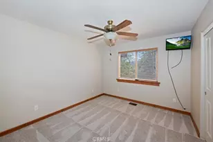 992 Sandalwood, Lake Arrowhead, CA 92352 - Photo 32