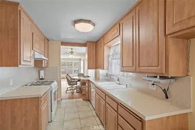 1220 W Young, Wilmington, CA 90744 - Photo 20