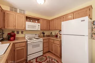 952 D, Big Bear City, CA 92314 - Photo 10