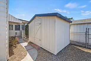 1462 Rainbrook Way, Corona, CA 92882 - Photo 30