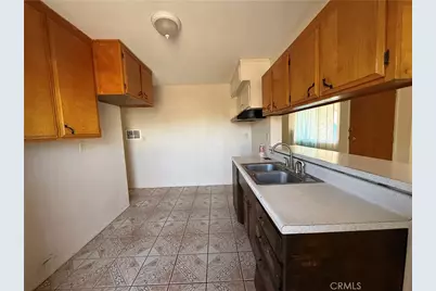 453 E F, Colton, CA 92324 - Photo 2