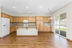 35653 Oak Creek, Yucaipa, CA 92399 - Photo 12