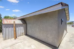 35653 Oak Creek, Yucaipa, CA 92399 - Photo 38