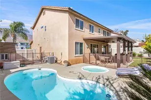28575 Cherokee Rose, Highland, CA 92346 - Photo 32