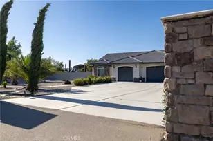14978 Palm, Hesperia, CA 92345 - Photo 6
