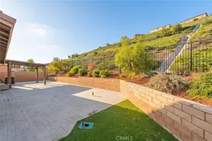 2690 Santa Fiora Dr, Corona, CA 92882 - Photo 32