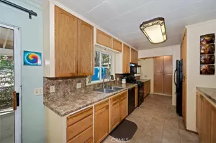336 W Aeroplane Blvd, Big Bear City, CA 92314 - Photo 14