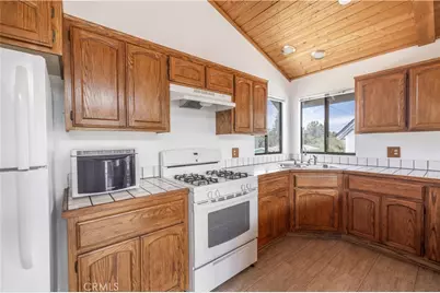 2115 State Lane, Big Bear City, CA 92314 - Photo 8