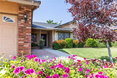 35250 Santa Rosa Drive, Yucaipa, CA 92399 - Photo 4