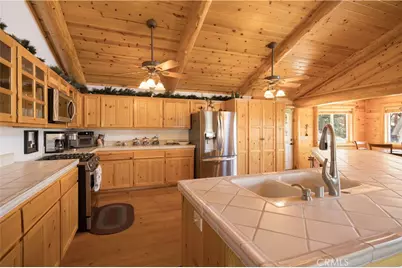 842 Paine, Big Bear Lake, CA 92315 - Photo 12