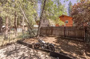 42645 La Cerena Ave, Big Bear Lake, CA 92315 - Photo 16