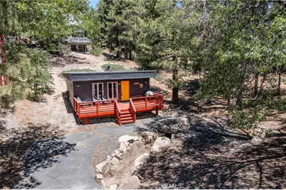 650 Dahlia, Green Valley Lake, CA 92341 - Photo 2
