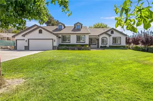 13747 Meadow View Ln, Yucaipa, CA 92399 - Photo 6