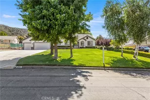 13747 Meadow View Ln, Yucaipa, CA 92399 - Photo 4