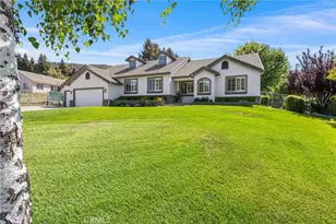 13747 Meadow View Ln, Yucaipa, CA 92399 - Photo 2