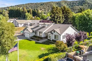 13747 Meadow View Ln, Yucaipa, CA 92399 - Photo 2