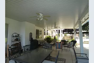 13747 Meadow View Lane, Yucaipa, CA 92399 - Photo 10