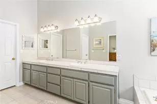 13747 Meadow View Ln, Yucaipa, CA 92399 - Photo 32