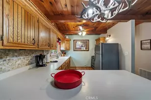 280 Wabash, Sugarloaf, CA 92386 - Photo 10