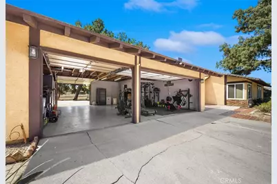 9447 Stirrup Street, Jurupa Valley, CA 92509 - Photo 28