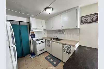 35011 Avenue E #38, Yucaipa, CA 92399 - Photo 6