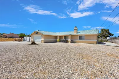 17908 Yucca, Hesperia, CA 92345 - Photo 32
