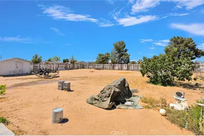 17908 Yucca, Hesperia, CA 92345 - Photo 24