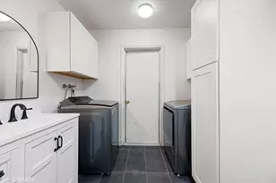 18054 Granada, Fontana, CA 92335 - Photo 16