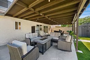 18054 Granada, Fontana, CA 92335 - Photo 8