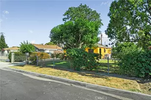 1949 W 19th St, San Bernardino, CA 92411 - Photo 2