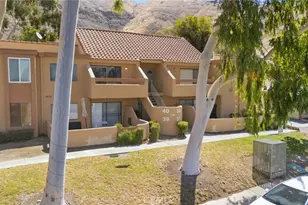 1400 W Edgehill Unit 40, San Bernardino, CA 92405 - Photo 2