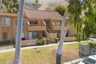 1400 W Edgehill Unit 40, San Bernardino, CA 92405 - Photo 2