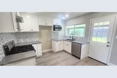 360 E Rancho Road, Corona, CA 92879 - Photo 4