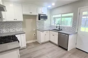 360 E Rancho Rd, Corona, CA 92879 - Photo 4