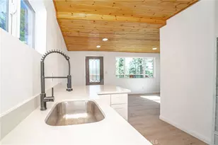 872 Hill, Big Bear Lake, CA 92315 - Photo 22