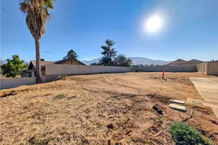 34568 Bella Vista Dr, Yucaipa, CA 92399 - Photo 28