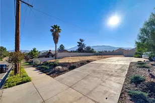 34568 Bella Vista Dr, Yucaipa, CA 92399 - Photo 26