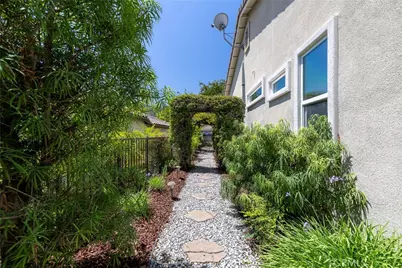 9080 Larkspur Drive, Corona, CA 92883 - Photo 48
