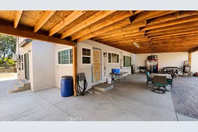 885 W Valley, Colton, CA 92324 - Photo 18