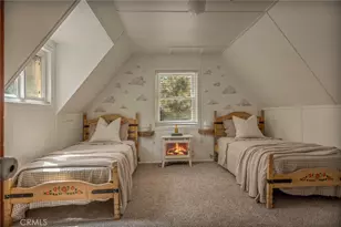 27689 Rim of the World Dr, Lake Arrowhead, CA 92326 - Photo 8